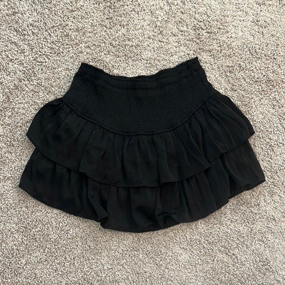 Entro black ruffle mini skirt Sz L